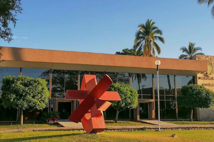 Por la creciente violencia suspende clases Universidad de Colima