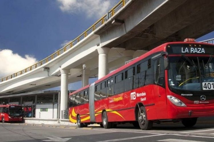 Metrobús creará banco de datos de conductores