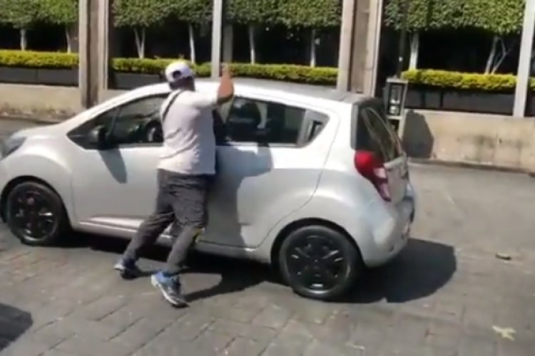 Taxista ataca con cuchillo a chofer en Cuernavaca