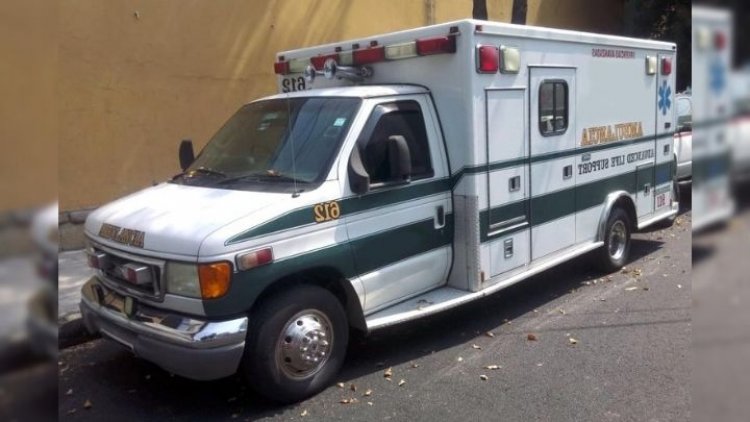 Buscan erradicar ambulancias ´Patito´ en CDMX