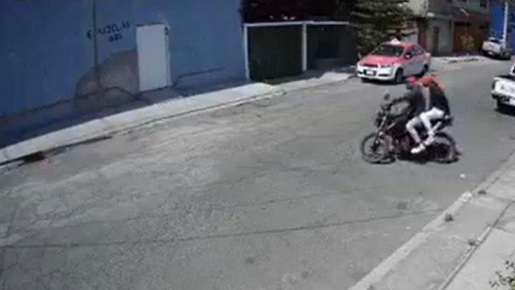 Asaltan a pareja cerca de metro Ecatepec