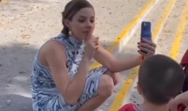 Video: Mariana Rodríguez calla a niño para hablar por teléfono