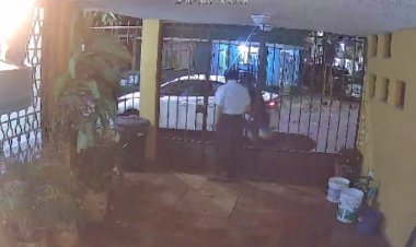 Secuestran a mujer frente a su vecino en SLP