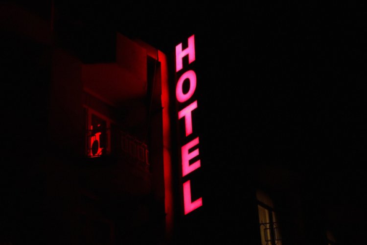 Aclaran causa de muerte de mujer en hotel de Tenango