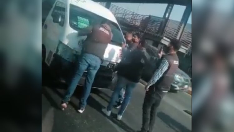 Trabajadores de Semovi agreden a chofer en Ecatepec