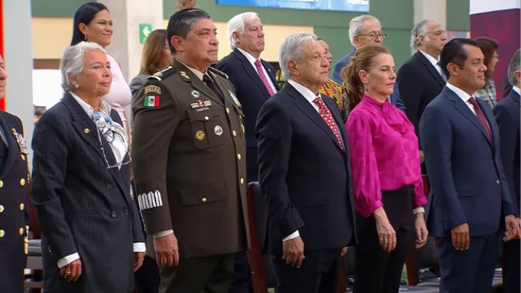 AMLO inaugura operaciones del AIFA