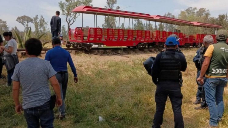 Vuelca trenecito del Bosque de Aragón hay 11 heridos