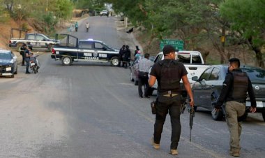 Encuentran cuatro cuerpos embolsados 