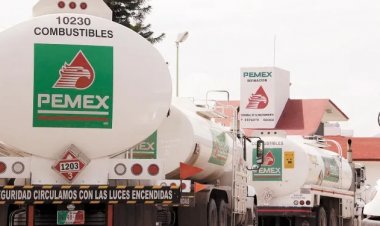 Pemex complica abasto de combustible