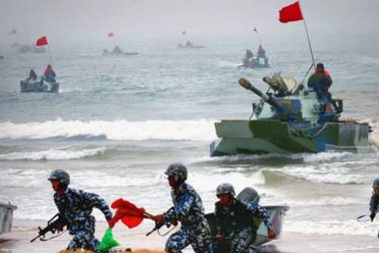 China inicia unos ejercicios militares en el mar Meridional