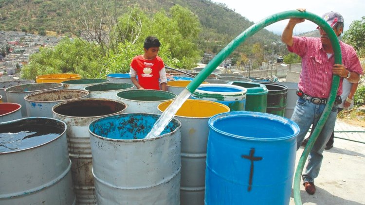 Cártel del agua saques el Lago de Chapala