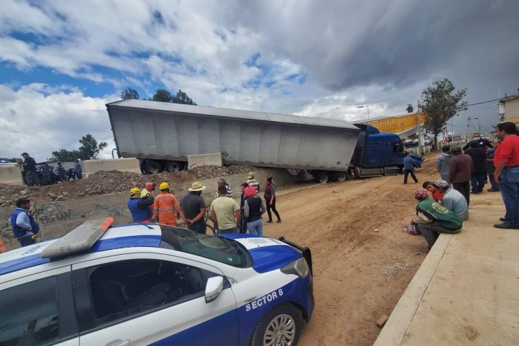 Persecución y balacera para detener a rateros en la México-Pachuca