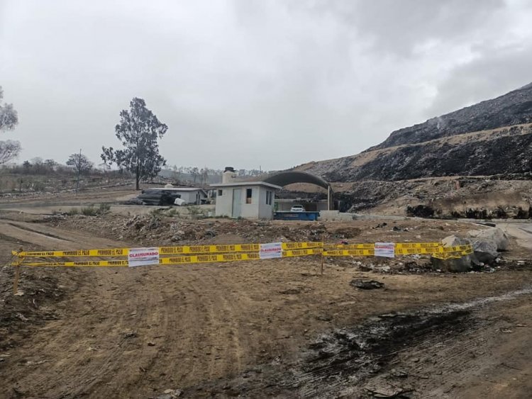 Sigue basura incendiándose en tiradero de Chimalhuacán pese a clausura de tiradero  