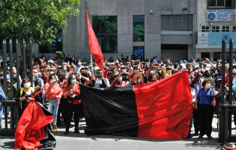 Duró un día… trabajadores de Telmex levantan huelga