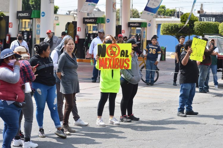 Se abre diálogo entre autoridades y manifestantes que rechazan la ampliación del Mexibús en Chimalhuacán