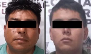 Detienen a dos hombres por su posible participación en el delito de robo a negocio en Valle de Chalco