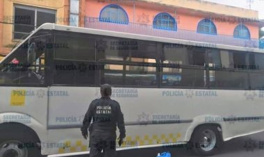 Pasajeros de microbús golpean a ladrón en Chimalhuacán