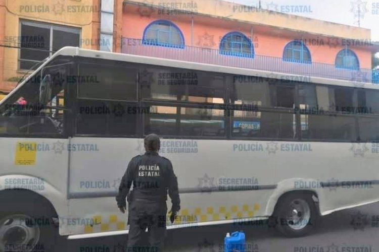 Pasajeros de microbús golpean a ladrón en Chimalhuacán