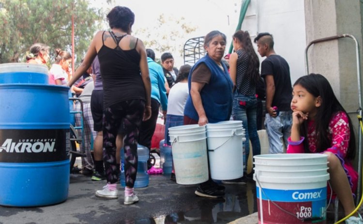 En Ecatepec se incumple con el derecho al agua.