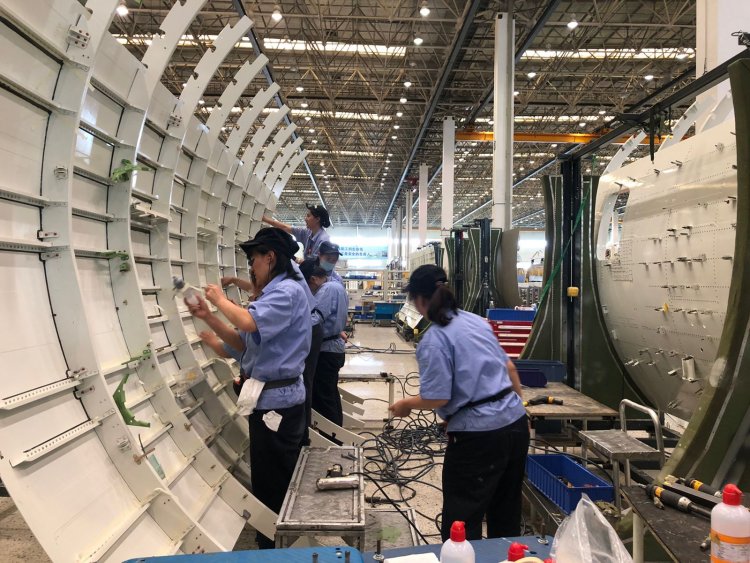 Proveedor aéreo AVIC, estratégico para China y comercio internacional