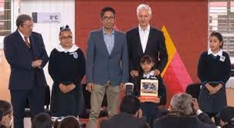 Del Mazo pone en marcha ciclo escolar 2022- 2023 con nueva currícula en nivel básico