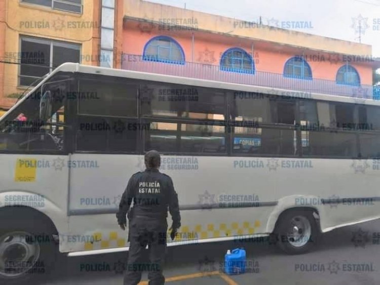 Pasajeros de microbús golpean a ladrón en Chimalhuacán