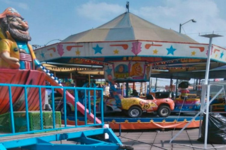 Muere trabajador de feria al manipular un juego en Valle de Chalco 