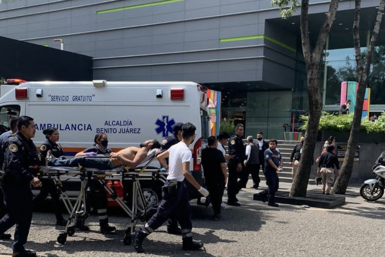 Balacera en Plaza Metrópolis deja un muerto