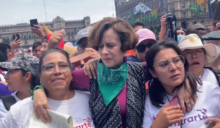 AMLO responde ante agresión a Denise Dresser en marcha