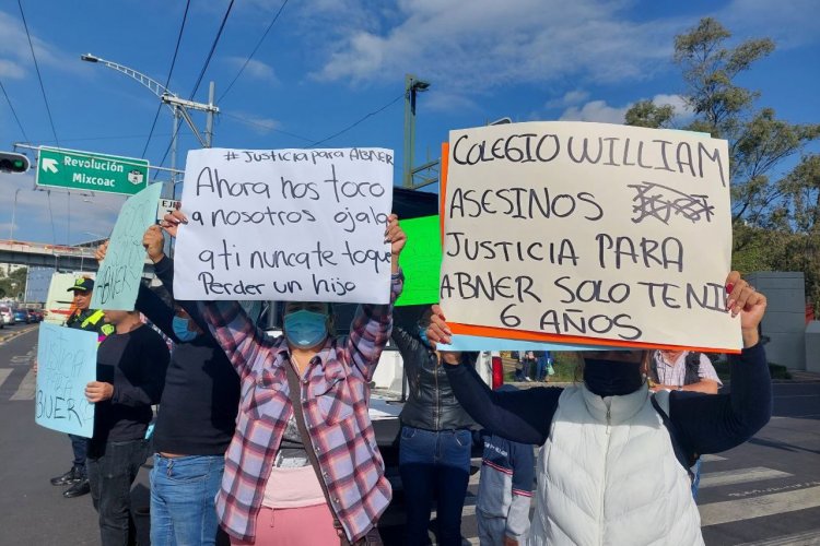 Bloquean av. Patriotismo por muerte de Abner