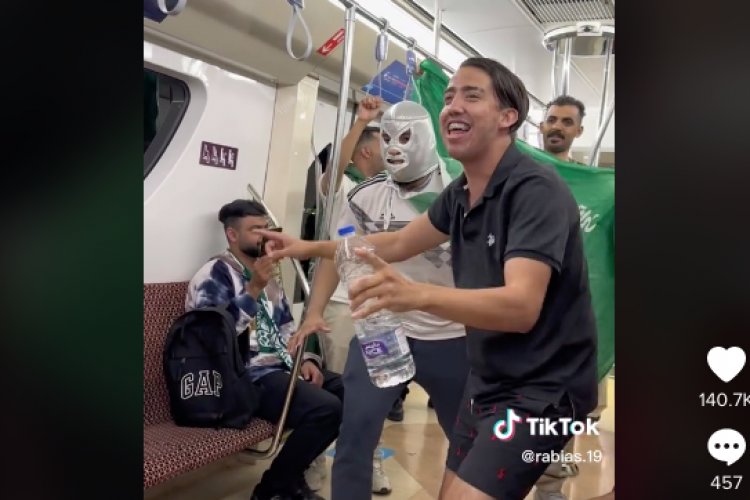 Mexicanos llevan lucha libre hasta Metro de Qatar