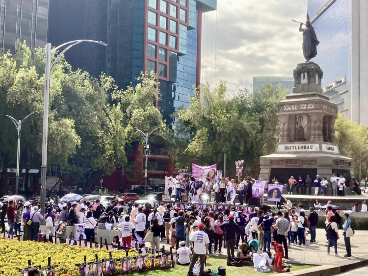 Mujeres conmemoran el ‘Día de las Muertas’