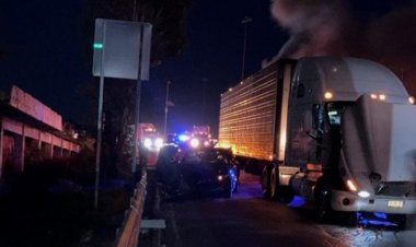 Tráiler provoca carambola en la México-Querétaro