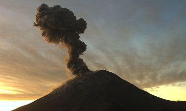 Despierta bravo volcán Popocatépetl