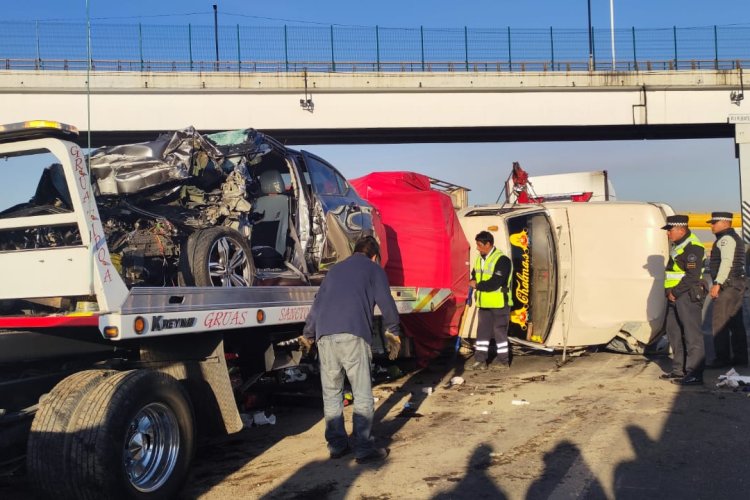 Miércoles de accidentes viales en la México-Puebla