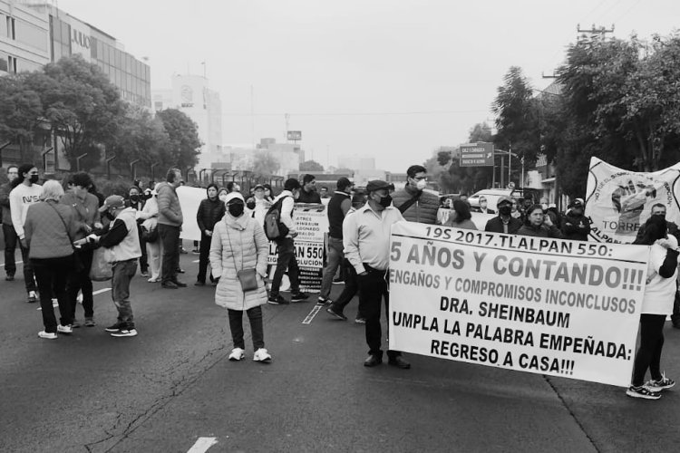 Damnificados del 19s cierran Calzada de Tlalpan