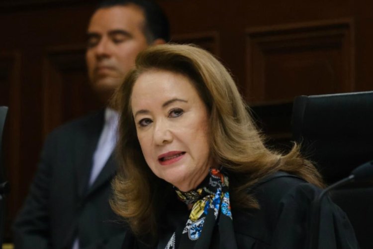 UNAM indagará presunto plagio de tesis por ministra Yasmín Esquivel