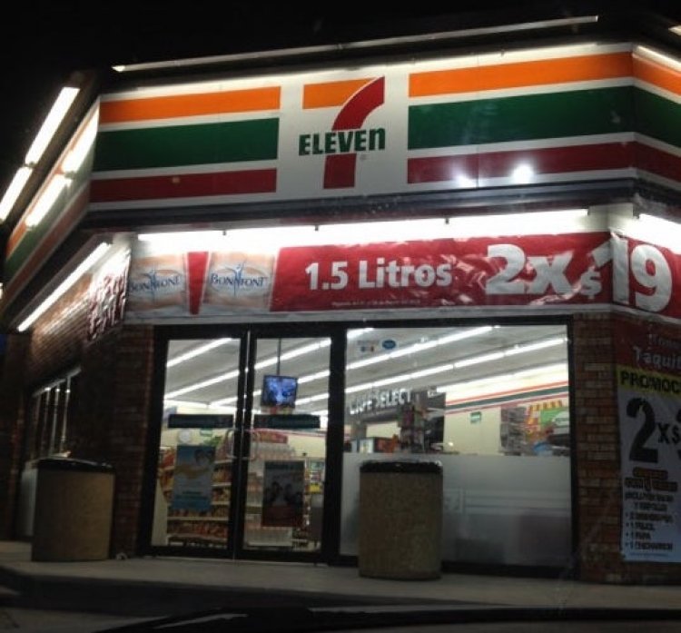 Empleado despedido cobra venganza contra 7-Eleven