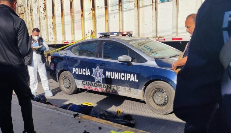 Encuentran cuerpo embolsado en Ecatepec