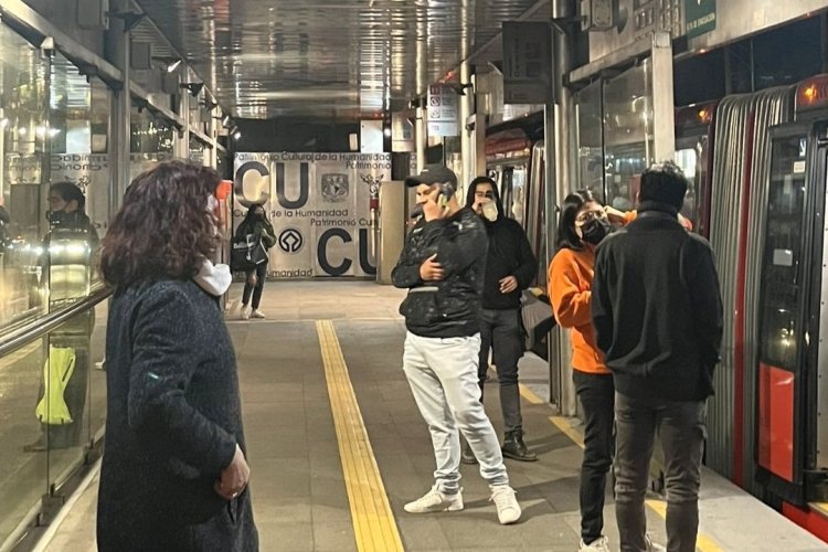 ‘Frenón’ de Metrobús en Ciudad Universitaria deja 10 lesionados