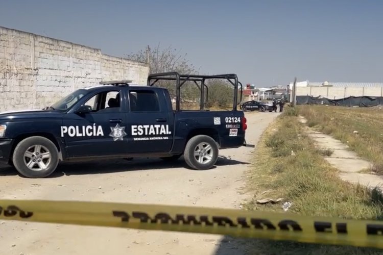 Hallan 26 paquetes con restos humanos en Edomex