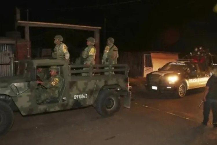 Alto mando militar muere en emboscada del CJNG en Michoacán