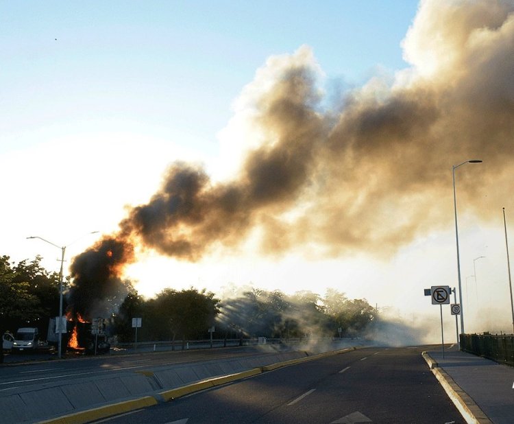 Hay 7 policías heridos tras operativo por recaptura de Ovidio Guzmán