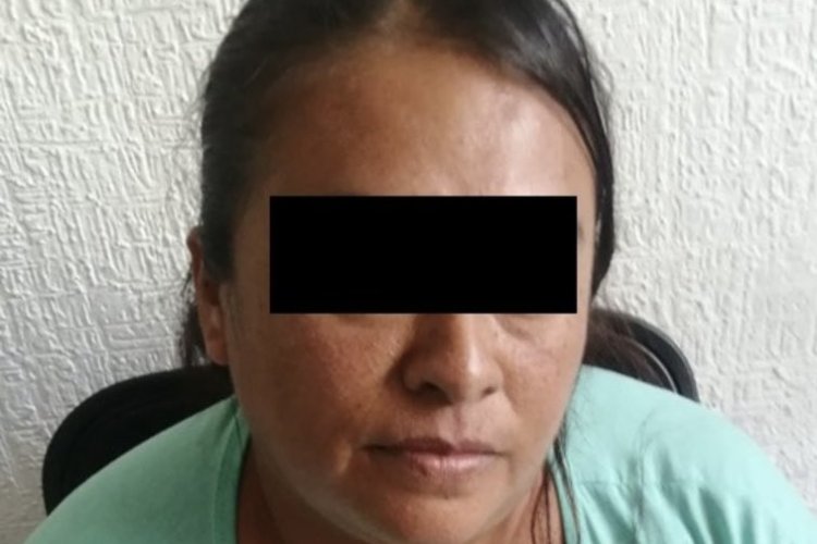 Mujer extorsionaba a comerciante en Ixtapaluca; la procesan