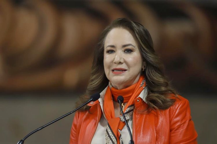 ¡El colmo! Yasmín Esquivel también habría plagiado su tesis doctoral