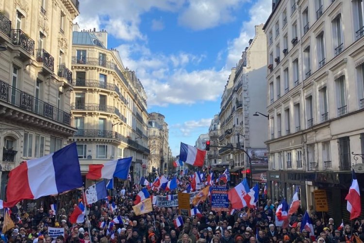 “No a la Tercera Guerra Mundial”: franceses se levantan contra la OTAN