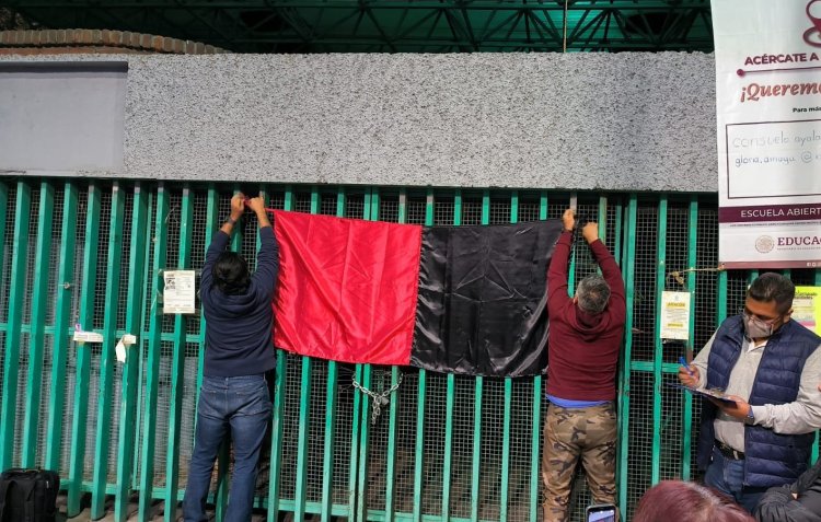 Se van a huelga 20 planteles del Colegio de Bachilleres