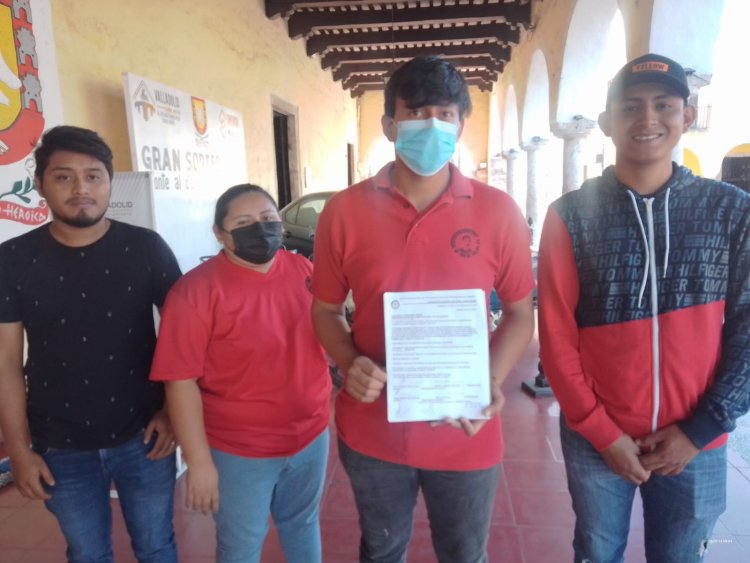 Alcalde de Valladolid, Yucatán ignora a estudiantes