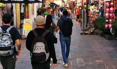 Comercio informal perjudica al establecido en el centro de Querétaro