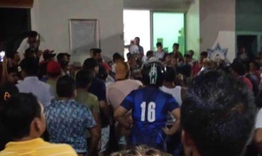 Pobladores de Cuitláhuac, denuncian abusos y extorciones  de elementos de la SSP, exigen su salida del municipio